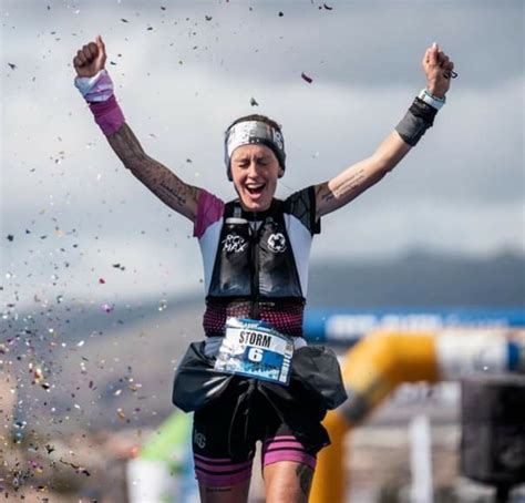 Azara García de los Salmones celebrando una victoria