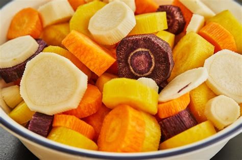 zanahorias cortadas en rodajas listas para cocinar