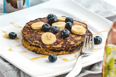 Panqueques Keto con Mantequilla de Maní