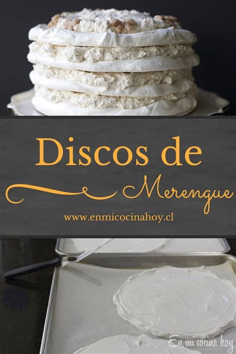 Variedad de postres con discos de merengue