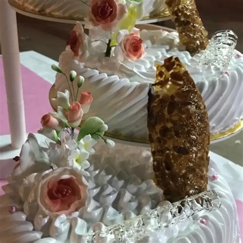 Exposición de pasteles artesanales de L’Atelier de David