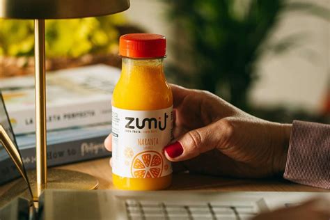 Resopón ideal para la resaca: zumo de naranja y fruta