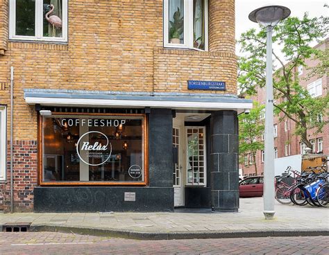 Fachada de un coffeeshop emblemático en Ámsterdam