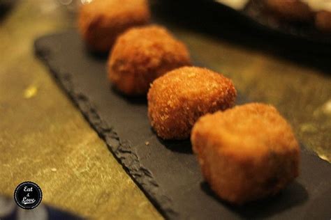 Ingredientes para croquetas de sobrasada y chocolate