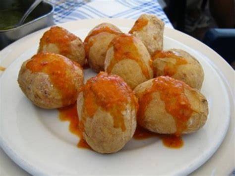 Papas arrugadas con su característica sal