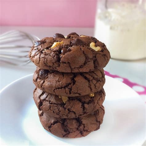 Galletas de brownie recién horneadas