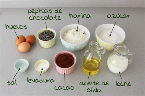 Ingredientes para magdalenas de nata y chocolate