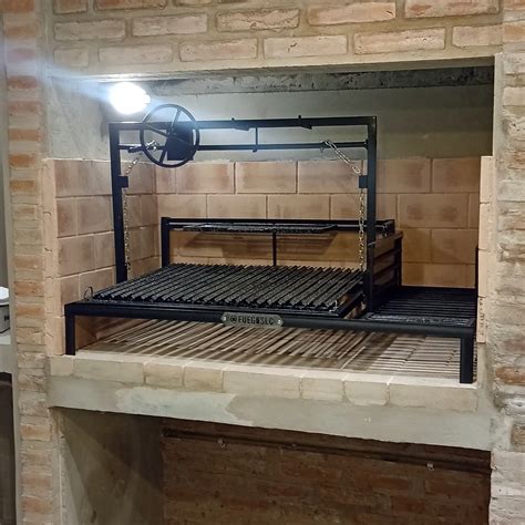 Interior de la parrilla Fogón