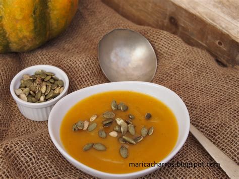 Ingredientes principales para crema de calabaza asada con setas