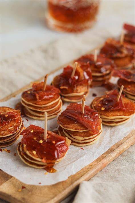 Mini bocaditos de tortitas con bacon