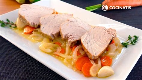 Plato de bonito en escabeche cítrico con guarnición