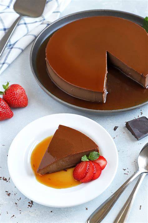 Flan de chocolate listo para servir
