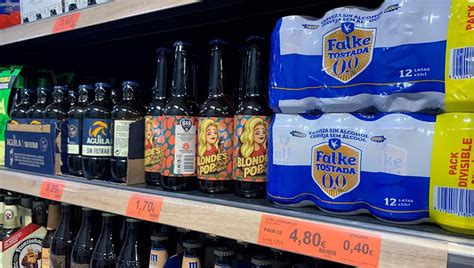 Cervezas Falke en un lineal de Mercadona