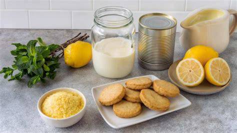 Ingredientes básicos para una tarta Carlota