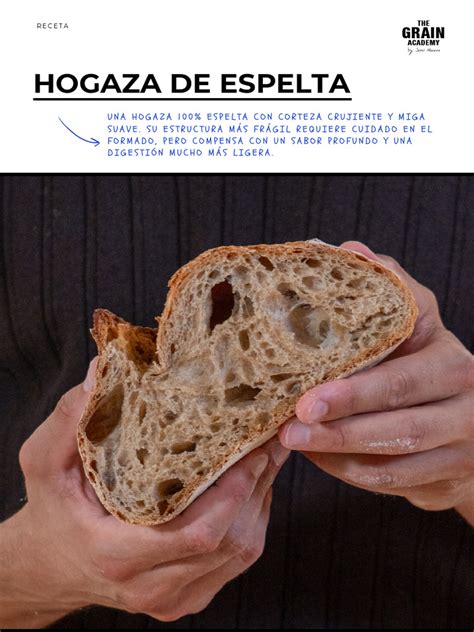 Hogaza de pan de espelta recién horneada