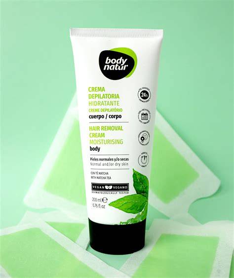 Envase de crema depilatoria Body Natur con sus principales características