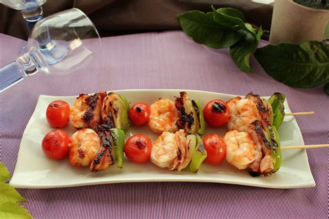 Brochetas de Langostinos y Merluza