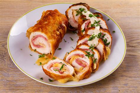 Rollitos de pollo rellenos de jamón y queso
