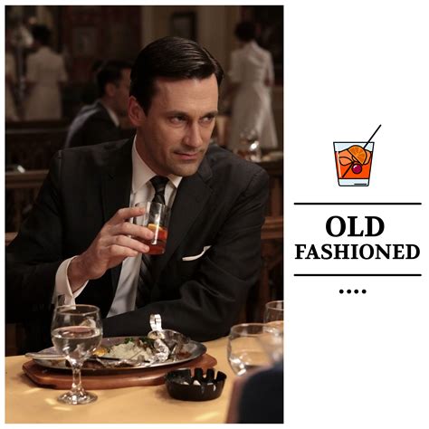 Don Draper bebiendo un Old Fashioned en la serie Mad Men