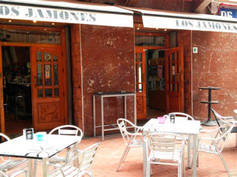 Fachada del Restaurante Los Jamones en Los Guadalperales