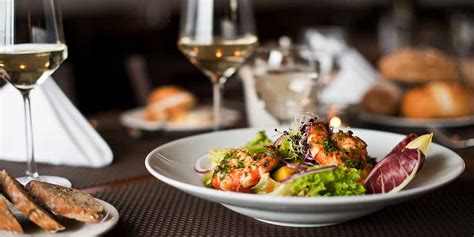 Mariscos y pescados maridados con vino blanco