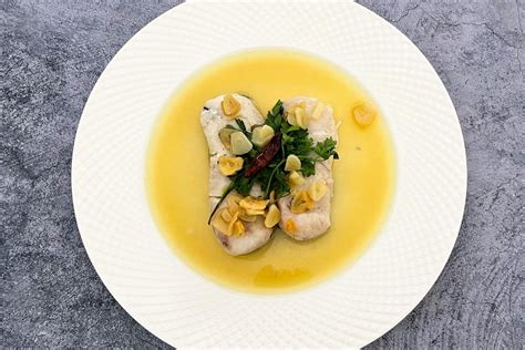 Merluza al pil pil tradicional