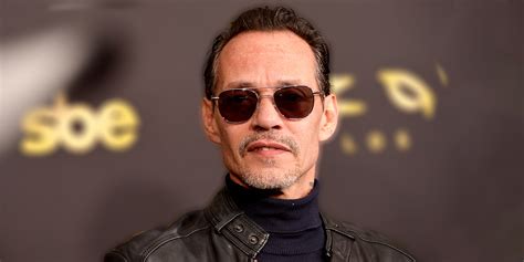 Barco de Marc Anthony incendiado