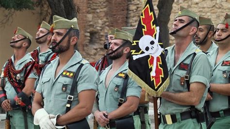 Representación de legionarios españoles en un campamento