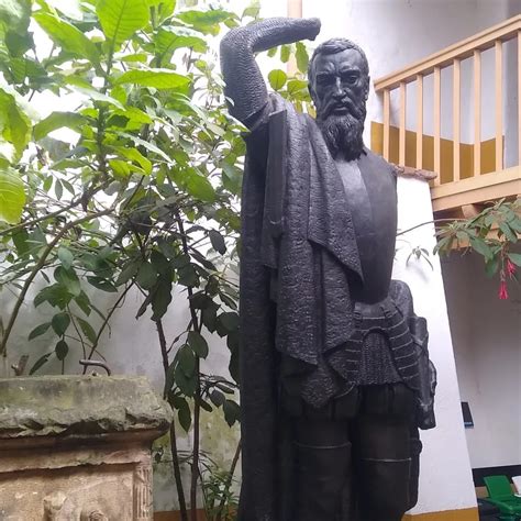 Elwood Quesada en una reunión de la FAA