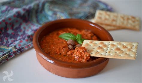 Paté de pimientos y almendras para untar