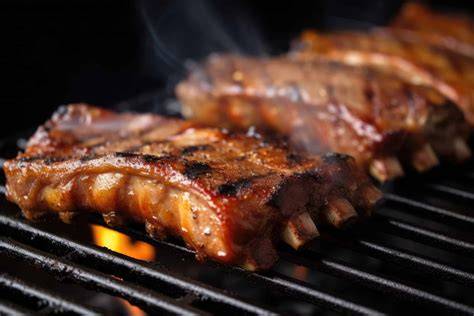 Plato de costillas a la brasa de Aborigen BBQ
