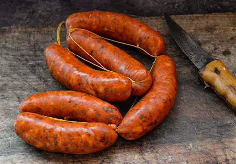 Chorizos argentinos en una carnicería