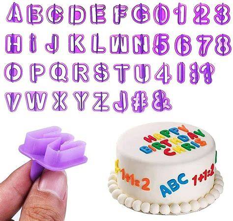 Cortadores de letras y números para fondant