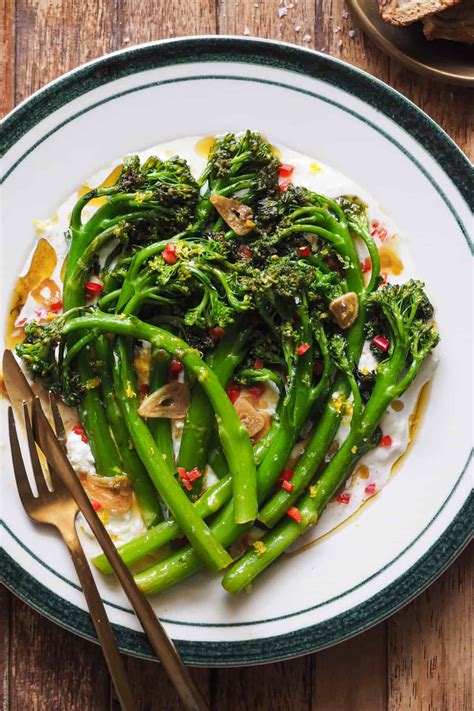 Plato de bimi cocinado