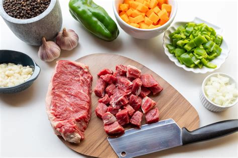 Ingredientes frescos para un estofado