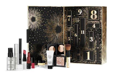 Calendario de Adviento de belleza con productos variados