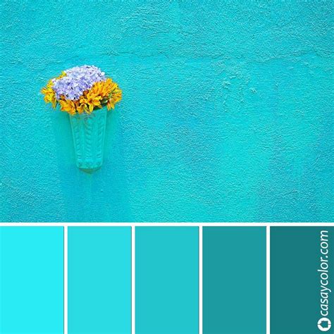 Muestra de combinaciones de colores con turquesa