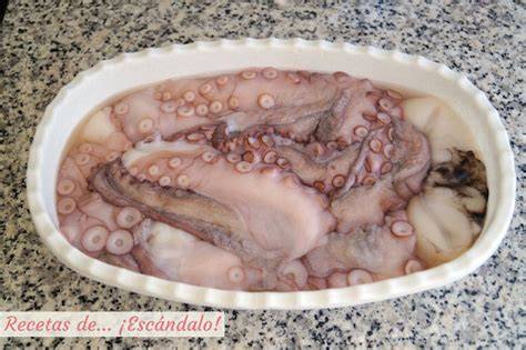Pulpo fresco, limpio y separado