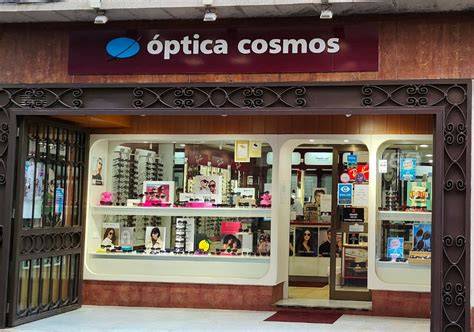 Fachada de Óptica Lucía's en Las Galletas
