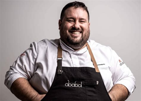 Chef Juan Monteagudo del restaurante Ababol recibiendo el premio a la Mejor Croqueta de España