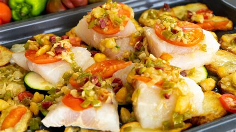 Preparación de vegetales para merluza al horno