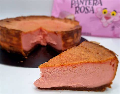 Tarta de queso con dulce de Pantera Rosa de Jacob Cake Boutique