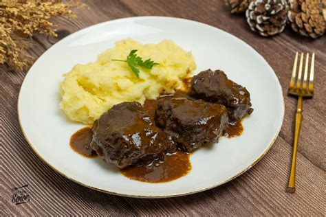 Carrilleras de cerdo y ternera