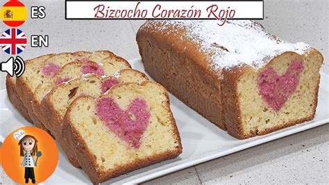 Bizcocho con corazón sorpresa cortado por la mitad