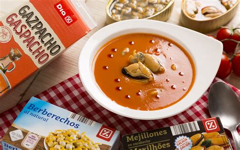 Plato de gazpacho con frutos del mar de Ángel León