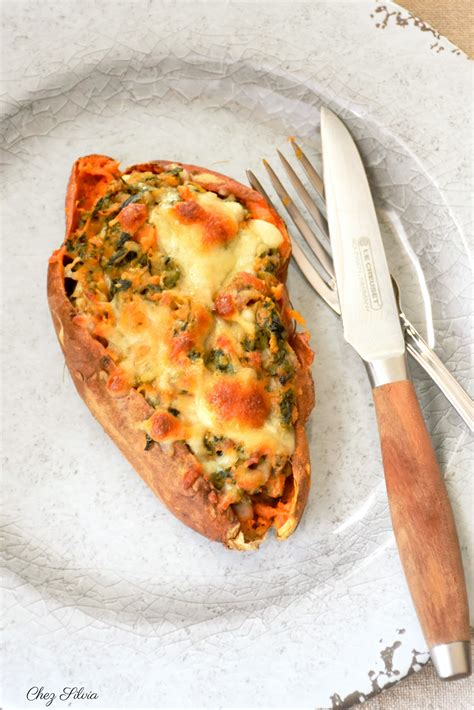 Boniato relleno con garbanzos y espinacas