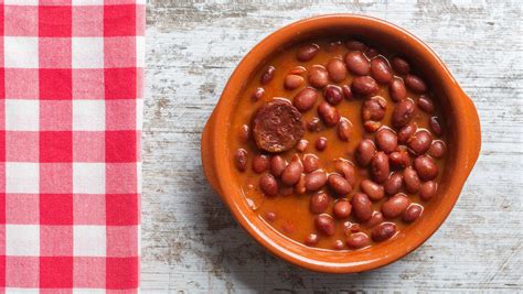 Plato de alubias rojas cocidas
