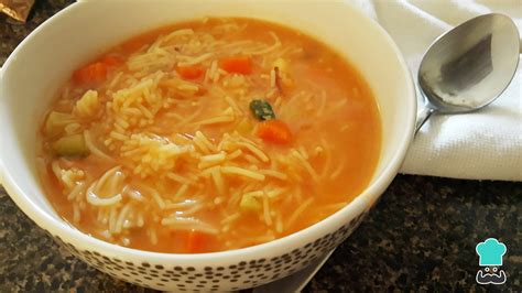 Ingredientes para sopa de verduras con fideos