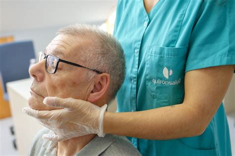 Cerebro asociando el acto de tragar con peligro