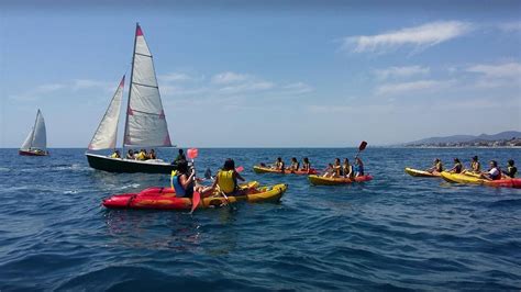 Actividades acuáticas en la playa de Las Galletas